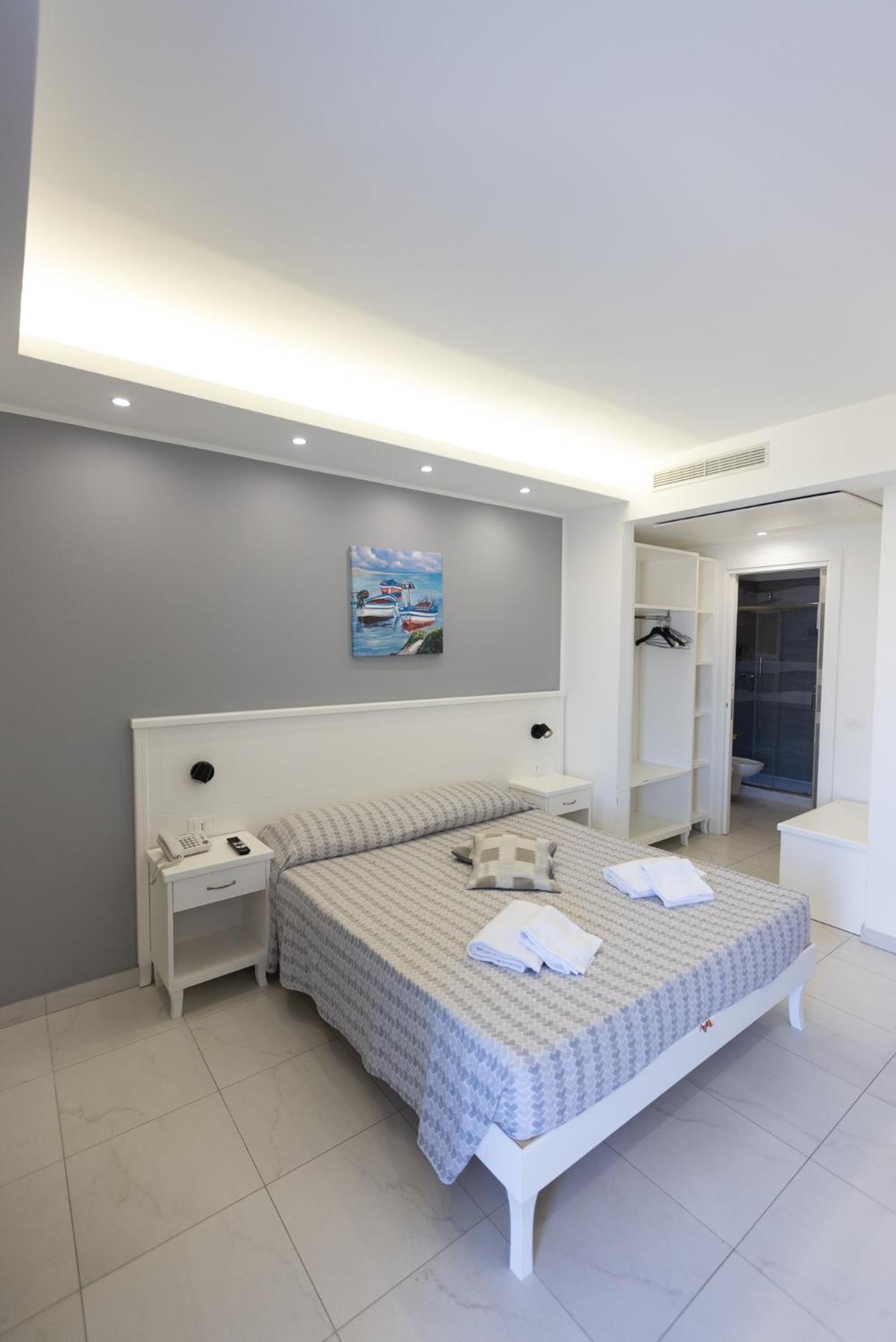Residenza Kalios Bed & Breakfast Tropea Exterior photo